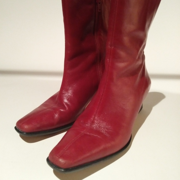 Etienne Aigner Red Heeled Boots - Picture 2 of 10